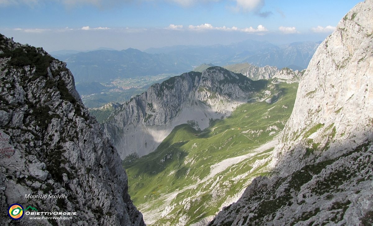 37 Panorama dalla Bocchetta del Visolo....JPG